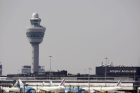 Vliegverkeer Schiphol even stil voor hond