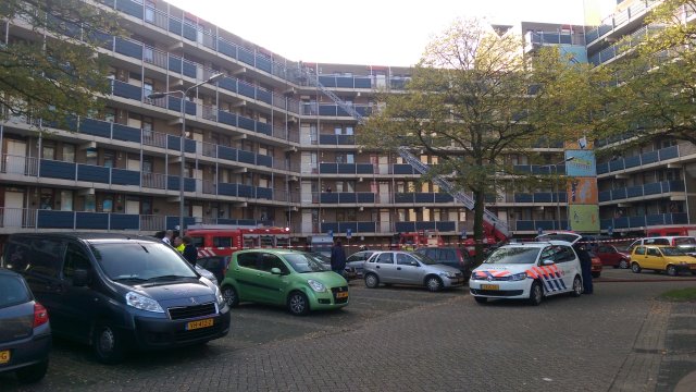 Gewonde bij woningbrand in Arnhem, hond overleden