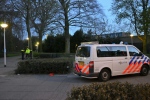 Politie doorzoekt Stadspark Tilburg met acht agenten en twee honden